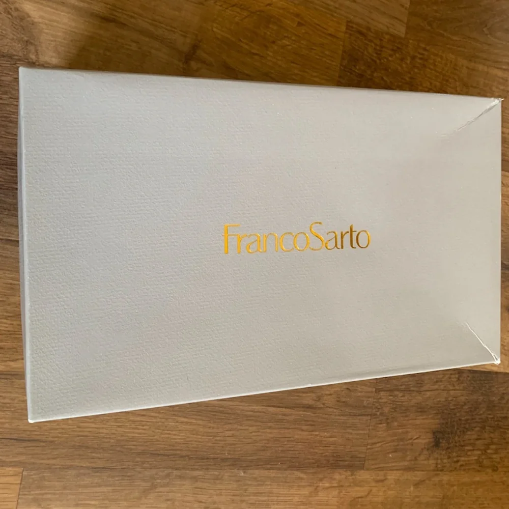 🆕 Franco Sarto Strappy Sandals - Picture 16 of 16